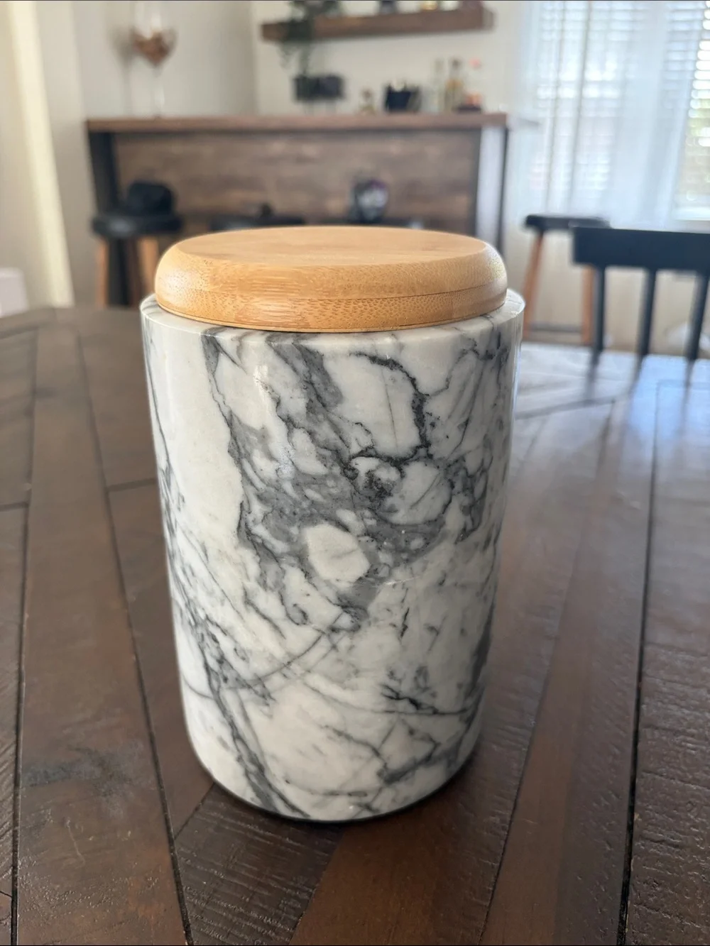 8.5 inch marble vein gray cannister cylinder with suction lid